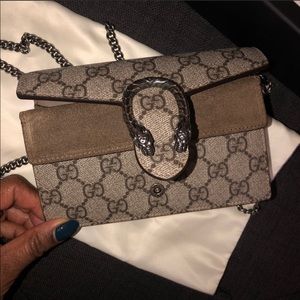 Gucci Super Mini Dionysus handbag